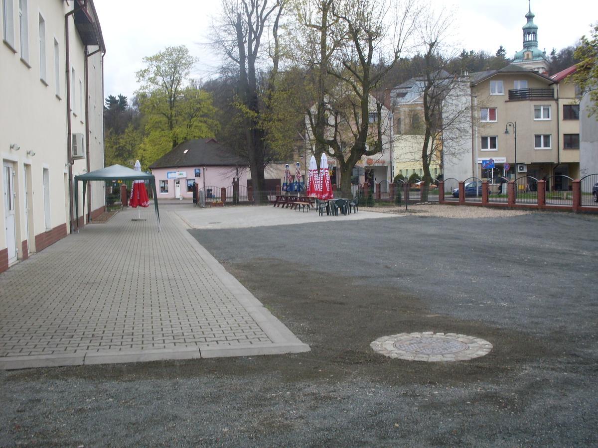 Hotel Krokus Kamienna Gora Εξωτερικό φωτογραφία