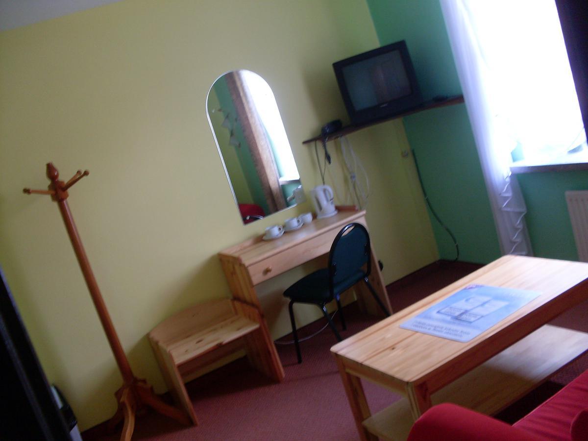 Hotel Krokus Kamienna Gora Εξωτερικό φωτογραφία