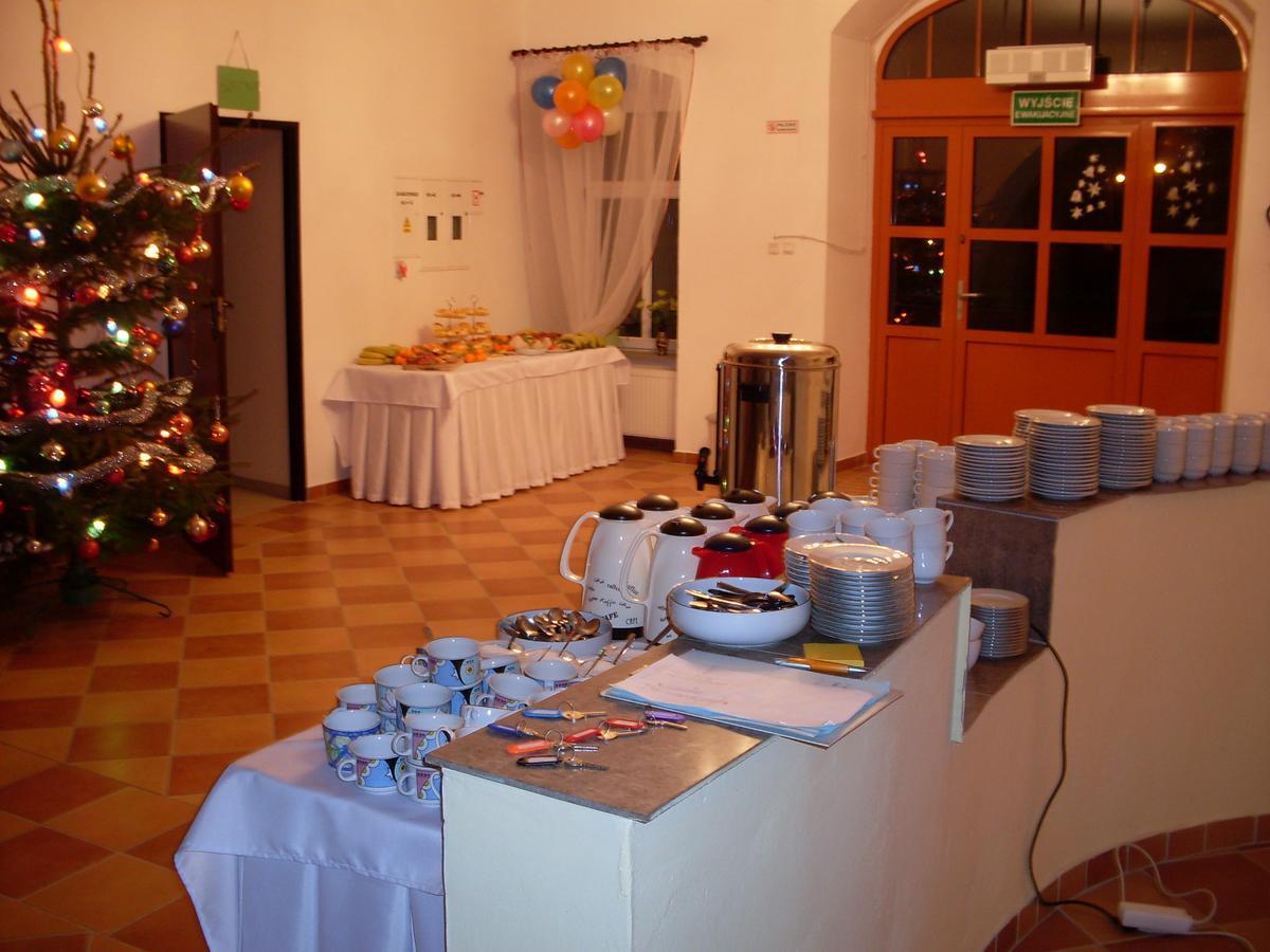 Hotel Krokus Kamienna Gora Εξωτερικό φωτογραφία